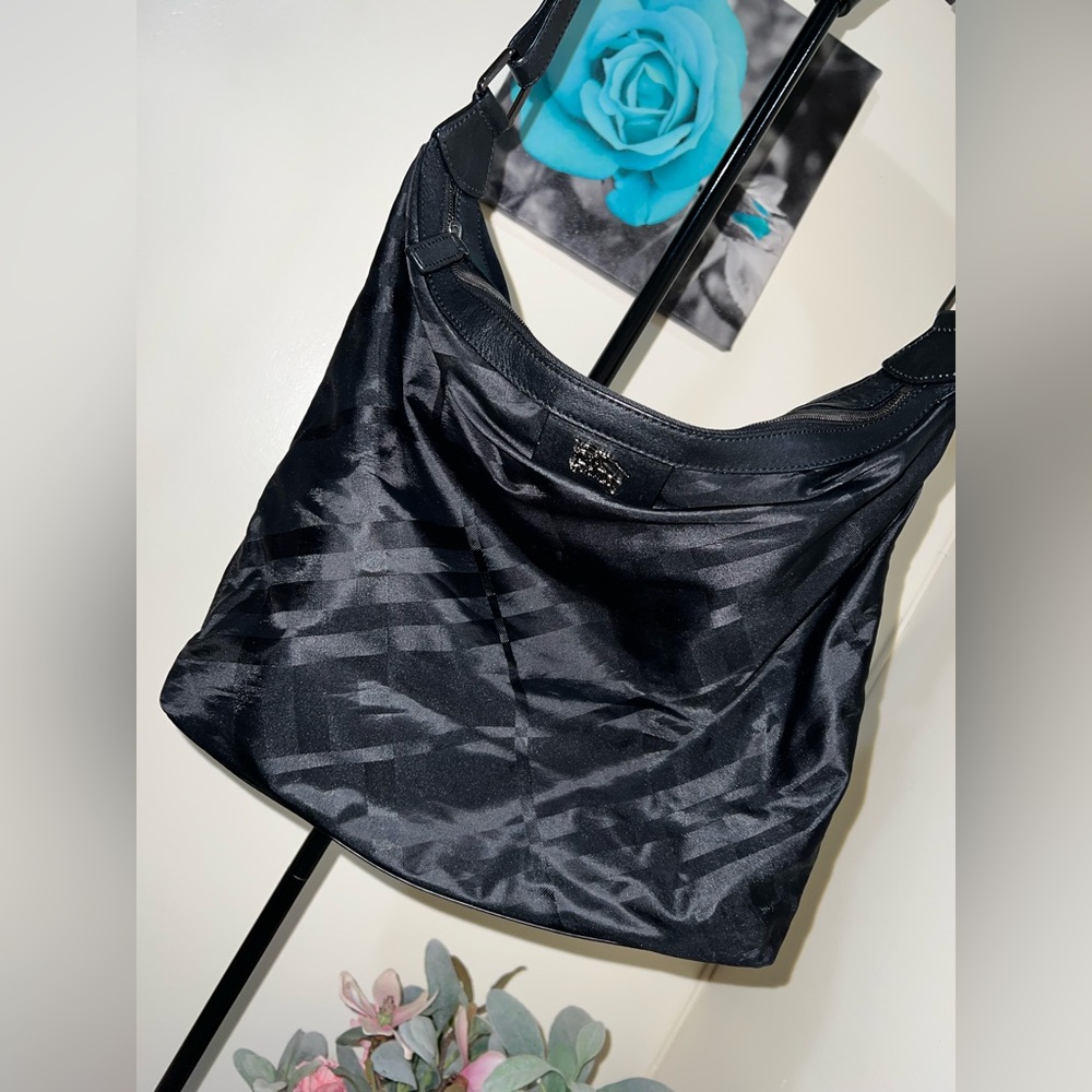 BURBERRY BLACK CROSSBODY BAG